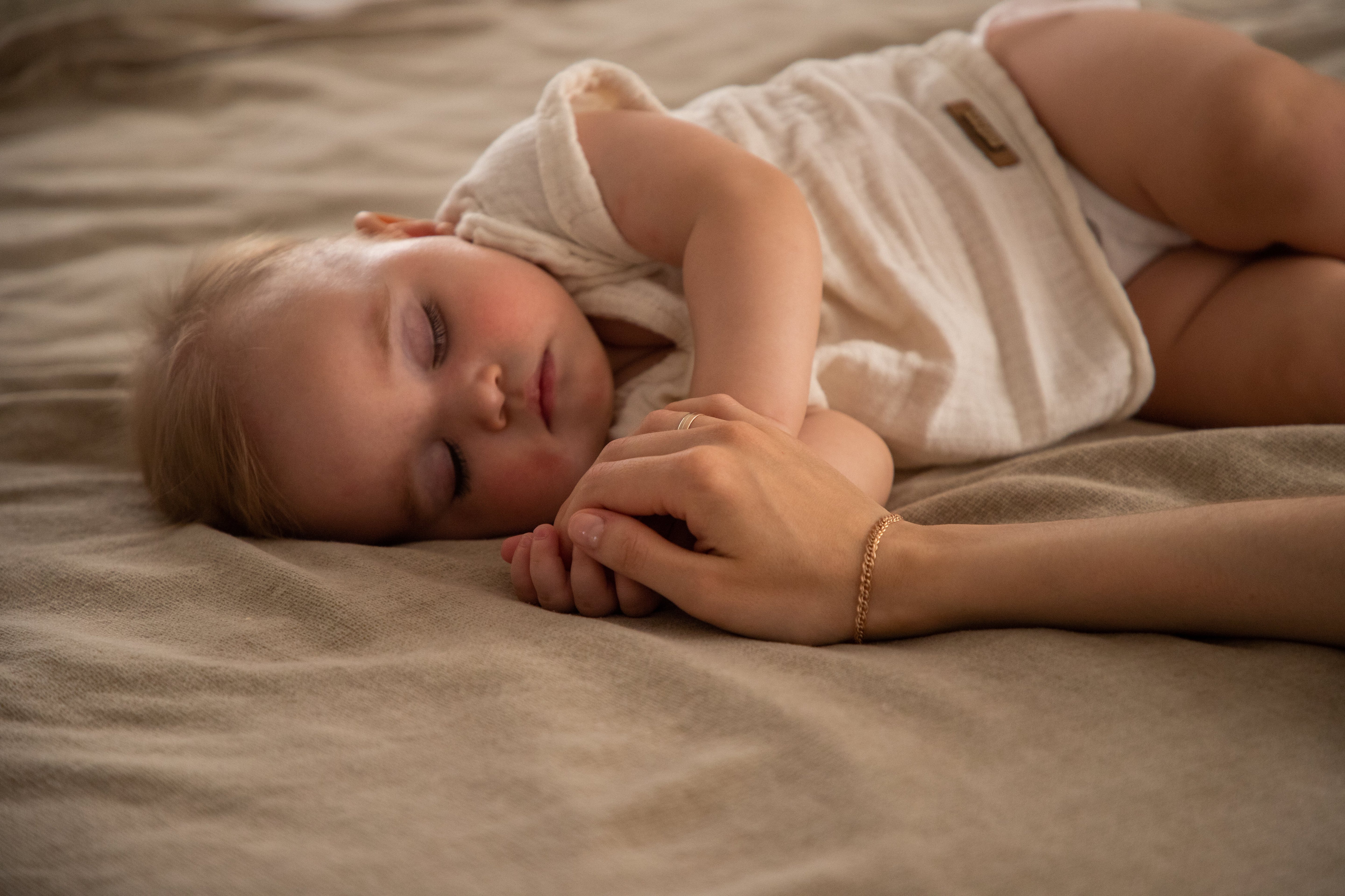 Newborn Nappies: Gentle Hugs for Baby’s First Adventures